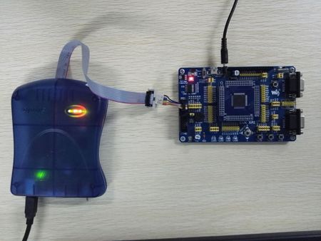 接入到带“标准PDI 6Pin接口”的目标板